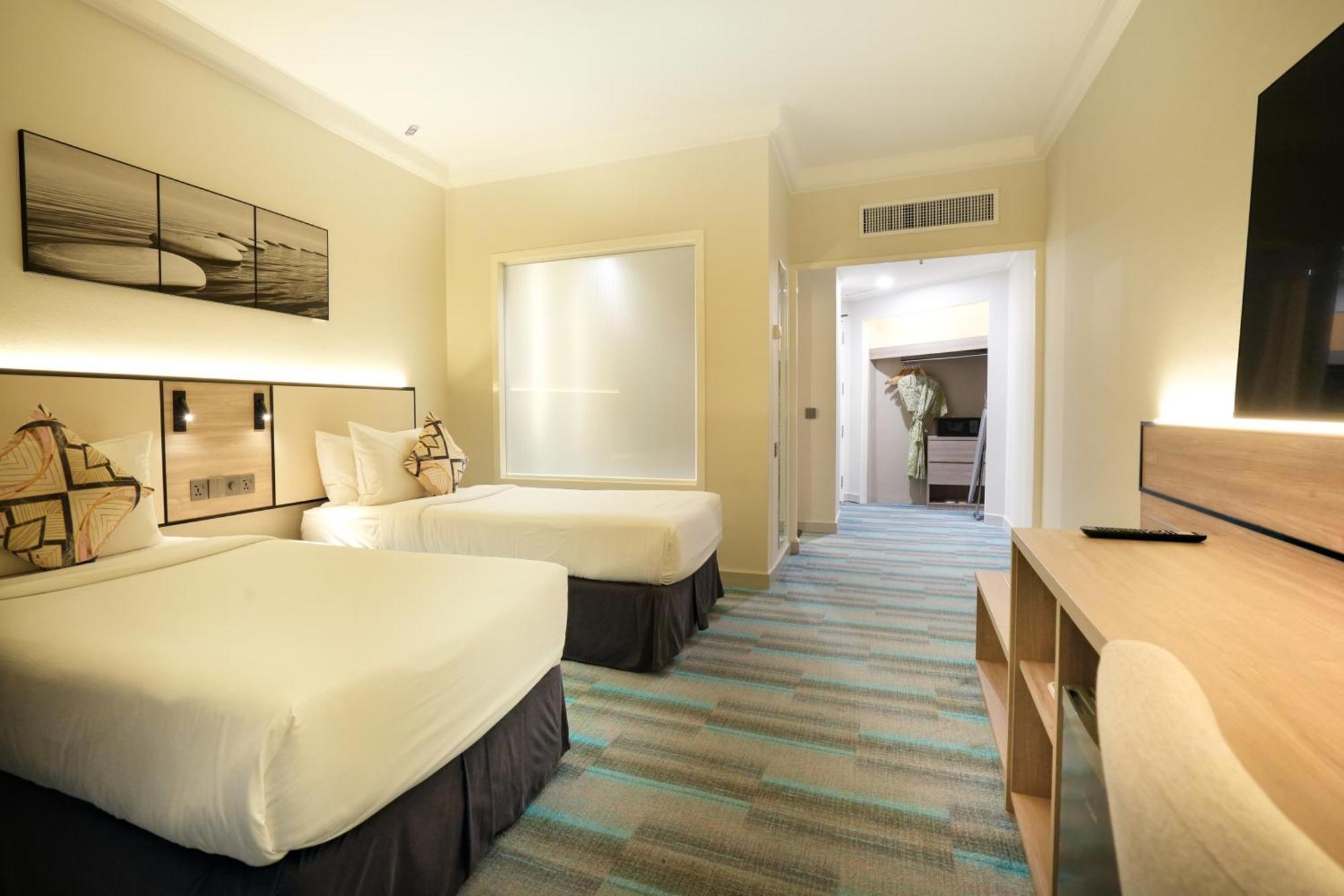 Thistle Johor Bahru Ngoại thất bức ảnh Deluxe Family Room