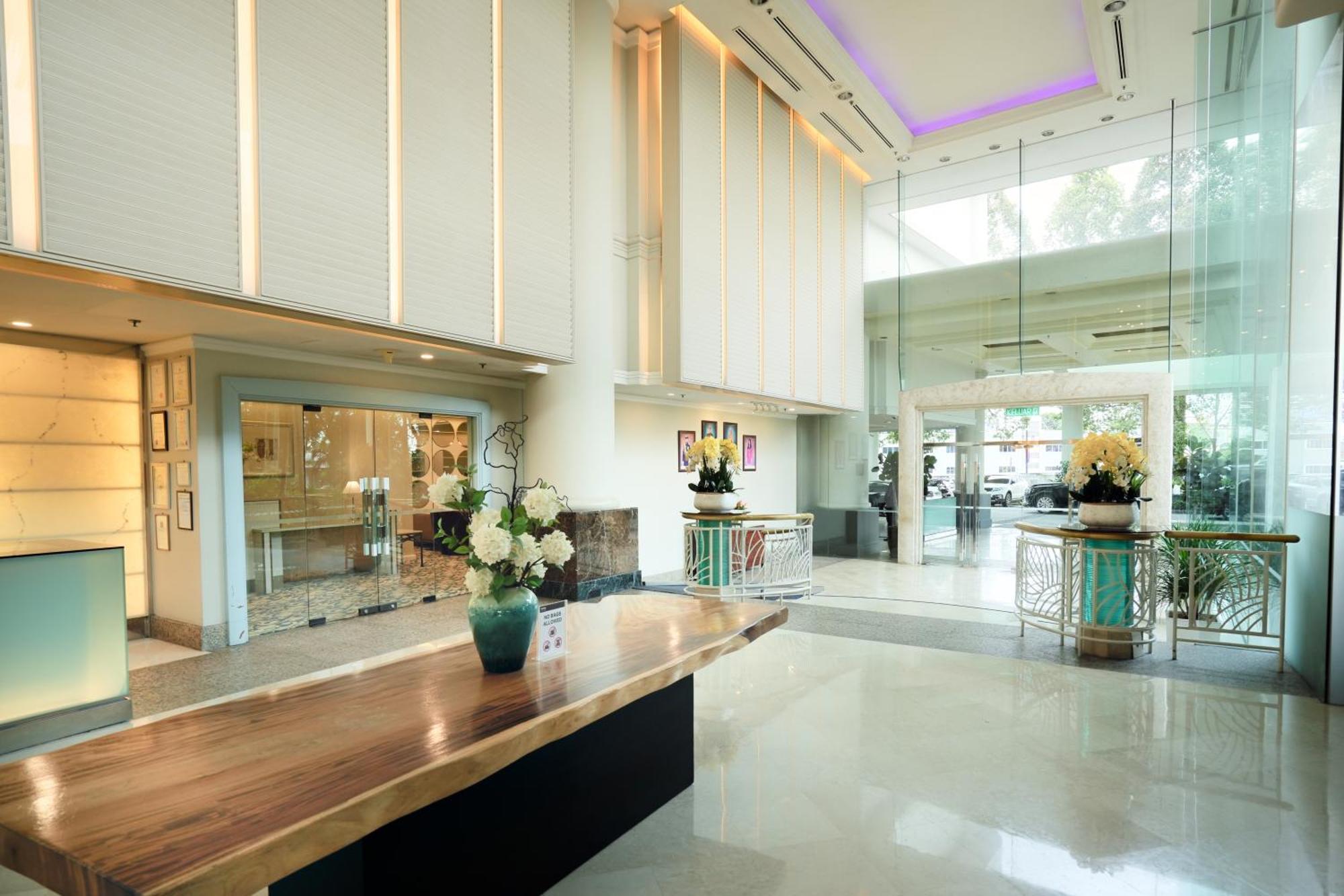 Thistle Johor Bahru Ngoại thất bức ảnh The lobby of the hotel