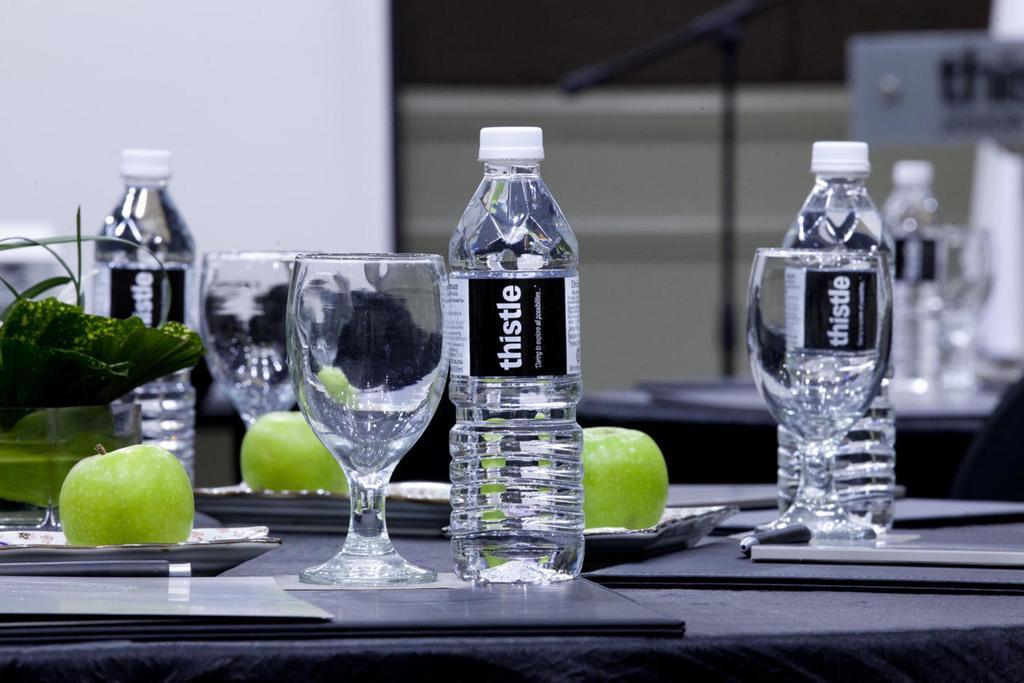 Thistle Johor Bahru Ngoại thất bức ảnh Thistle water